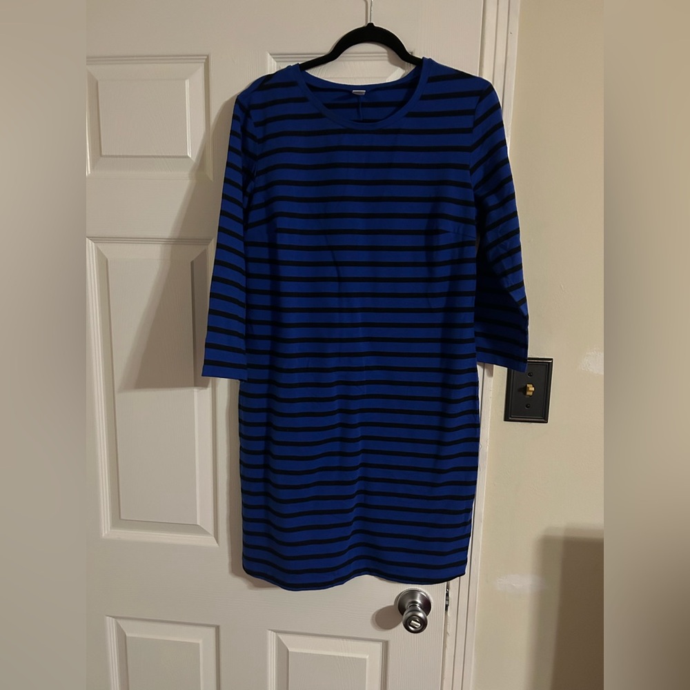 Old Navy Blue and Black 3/4 Sleeve Crew Neck Dress